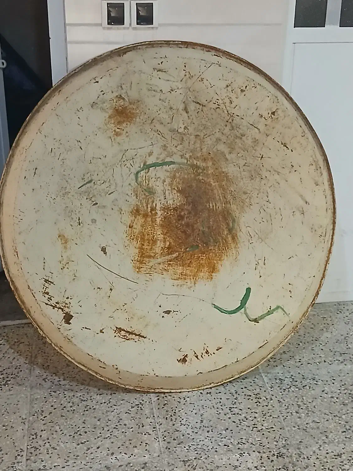 سینی اهنی|ظروف سرو و پذیرایی|شیراز, تندگویان|دیوار