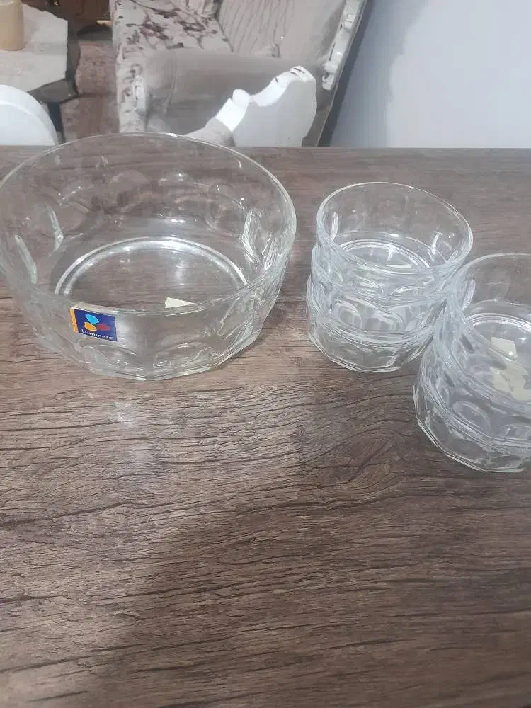 سرویس پیروس شصتی|ظروف سرو و پذیرایی|تهران, آهنگران (سراسیاب دولاب)|دیوار