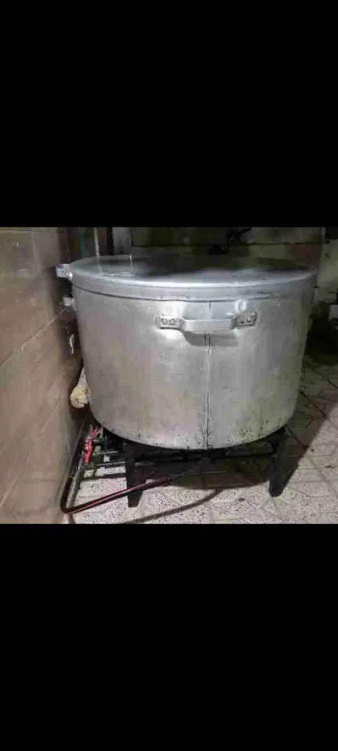 دیگ بزرگ فروشی|ظروف پخت‌وپز|نیشابور, کشتارگاه|دیوار