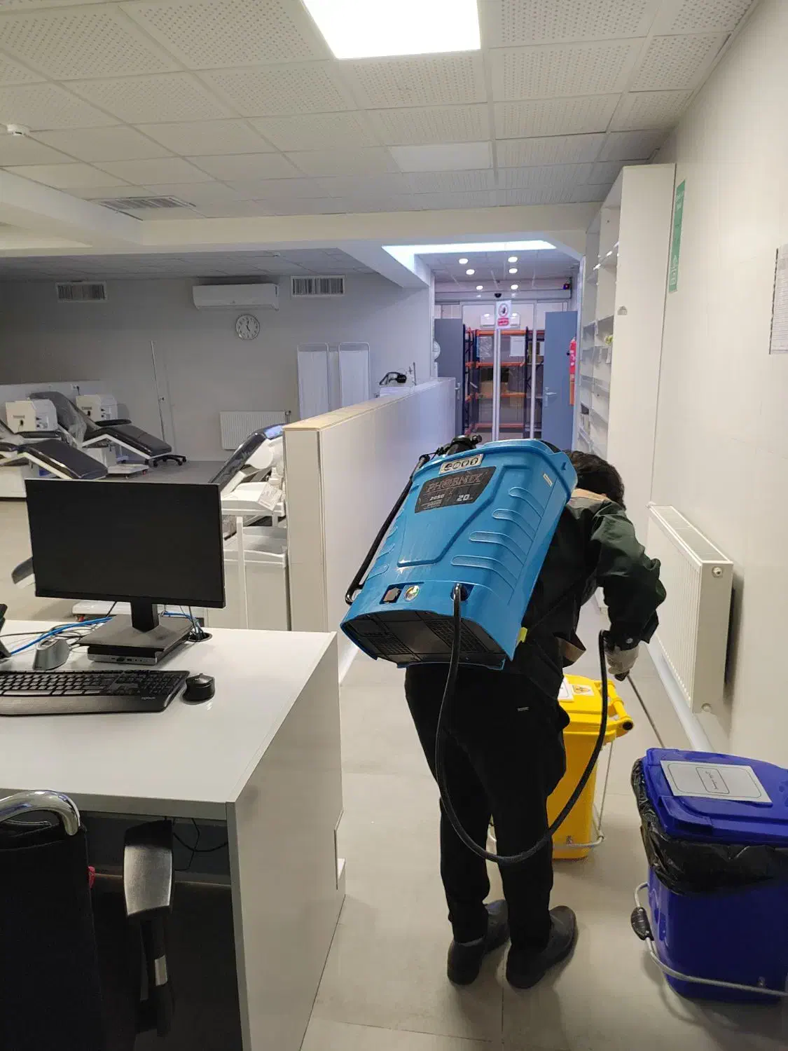 سمپاشی تخصصی منزل ومحل کاربامجوز علوم پزشکی شیراز|خدمات نظافت|شیراز, شهرک آرین|دیوار