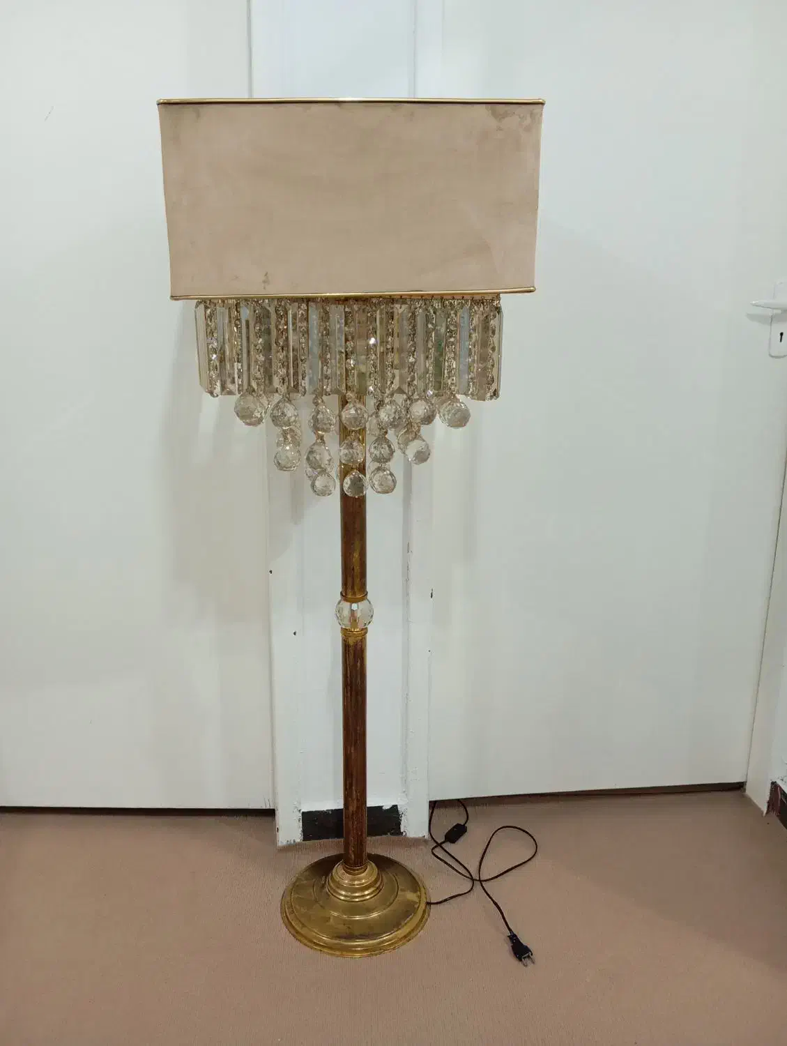 آباژور ایستاده|چراغ خواب و آباژور|اندیمشک, |دیوار