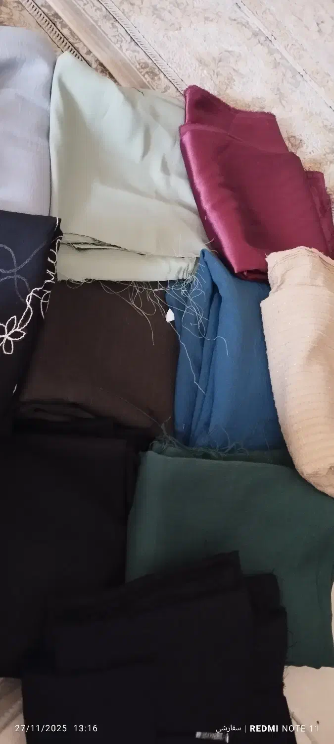 سلام.مقداری پارچه|لوازم خیاطی و بافتنی|کیاسر, |دیوار