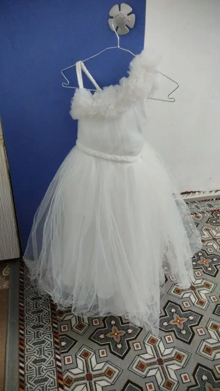 لباس عروسکی پف دار همراه باسیم دوردامن|کفش و لباس بچه|زهک, |دیوار