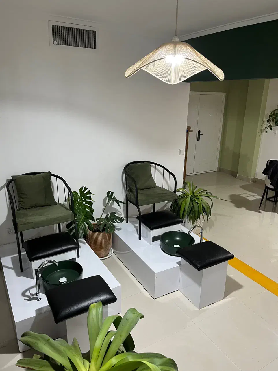 واگذاری سالن زیبایی|اجارهٔ دفتر کار، اتاق اداری، مطب|اصفهان, شاهزاده ابراهیم|دیوار