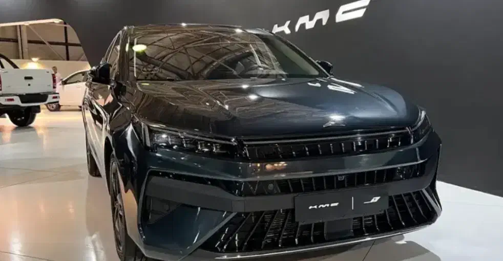 j7 مشکی|خودرو سواری و وانت|کرمان, |دیوار