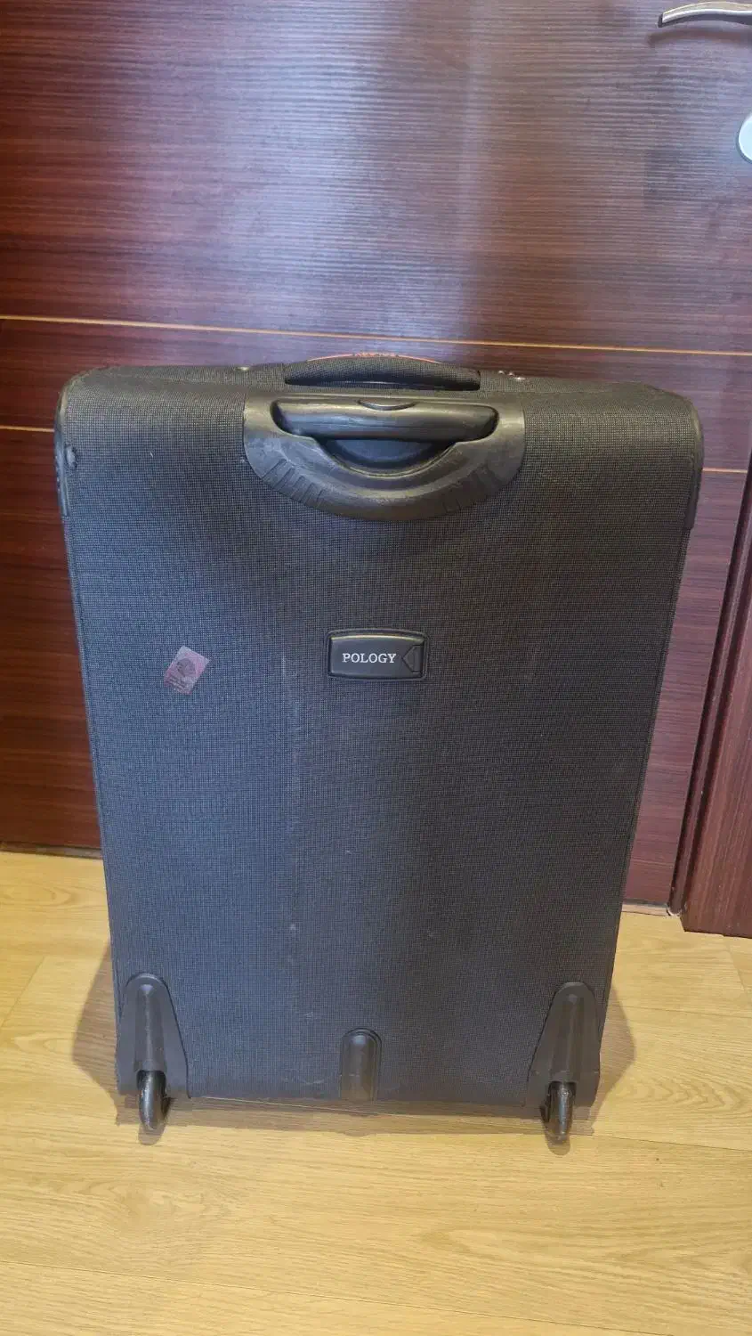 چمدان|کیف، کفش، کمربند|کیش, |دیوار