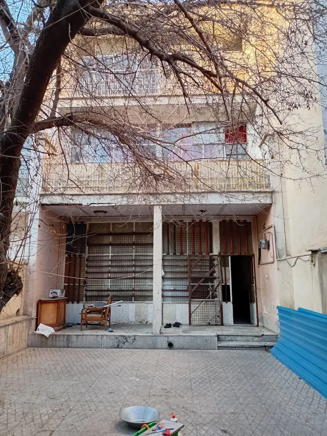 خانه کلنگی ۲ پلاک ۱۳۵متری بر اسکندری|فروش زمین و ملک کلنگی|تهران, هلال احمر|دیوار