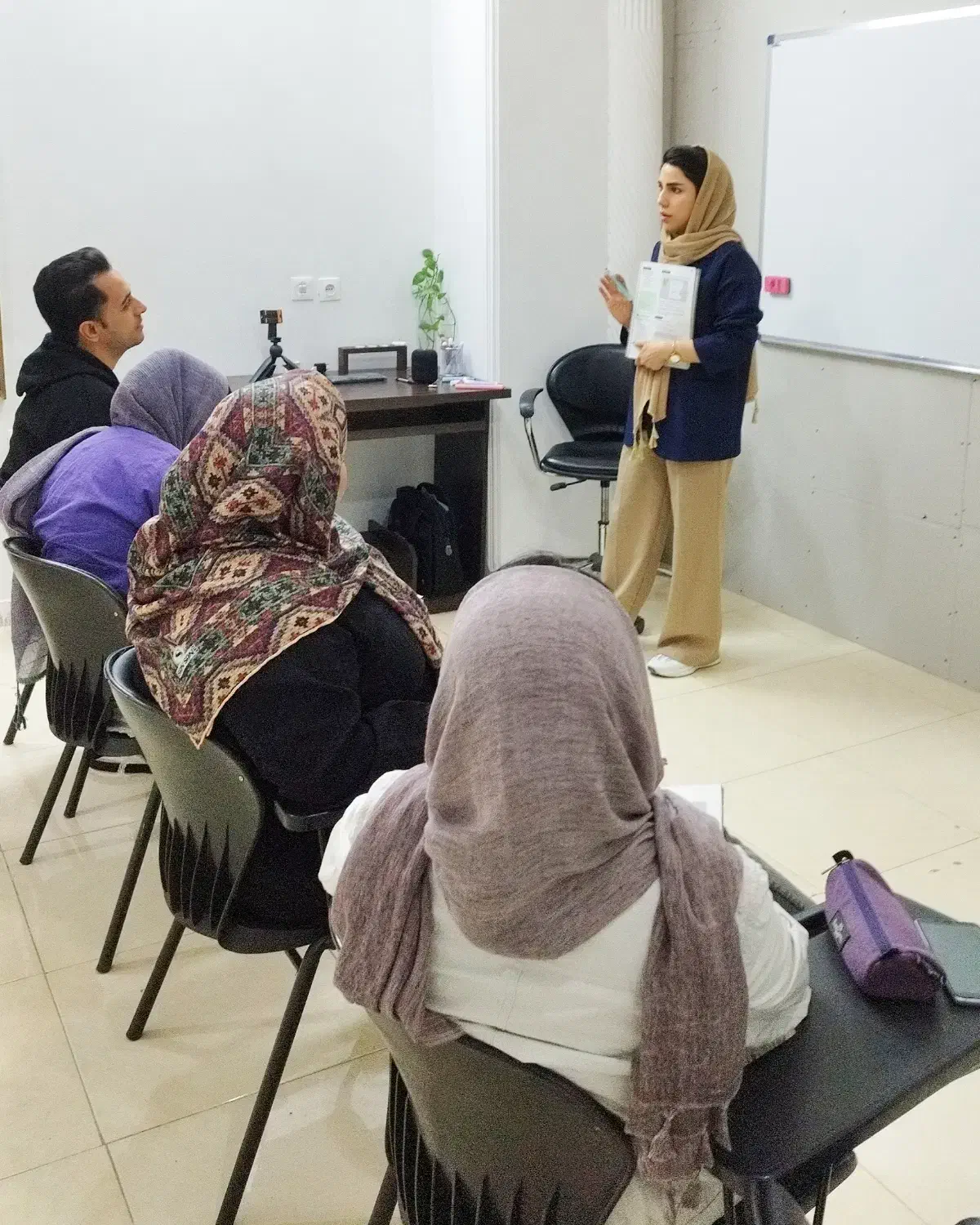 آموزش خصوصی و نیمه خصوصی زبان انگلیسی|خدمات آموزشی|حمیدیا, |دیوار