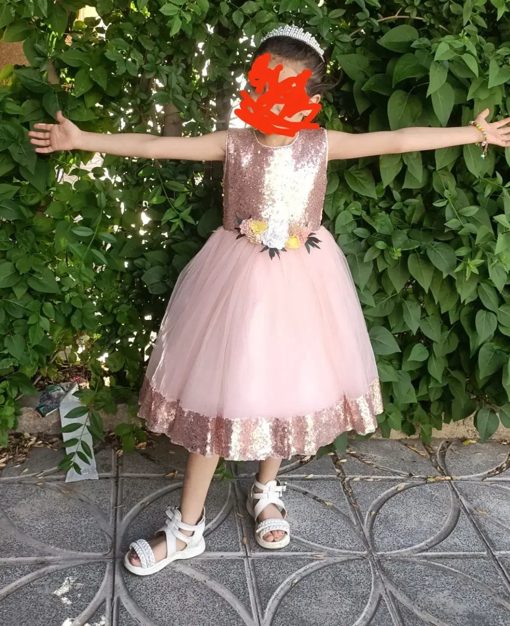 لباس مجلسی|لباس|همدان, |دیوار