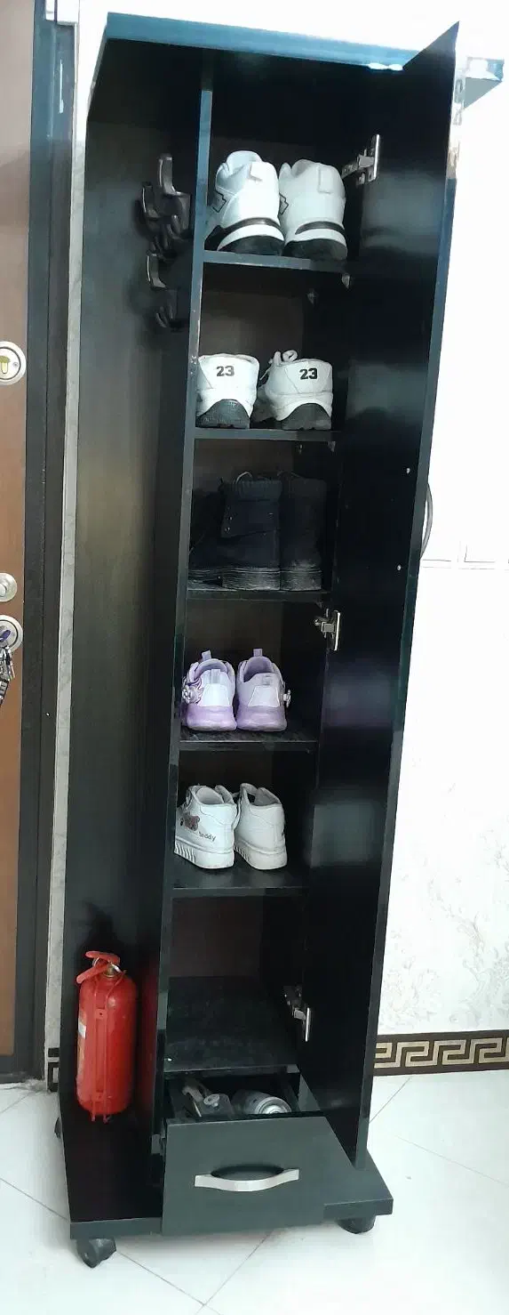 جاکفشی|جاکفشی، کمد، دراور|اندیشه, شهرک صدف|دیوار