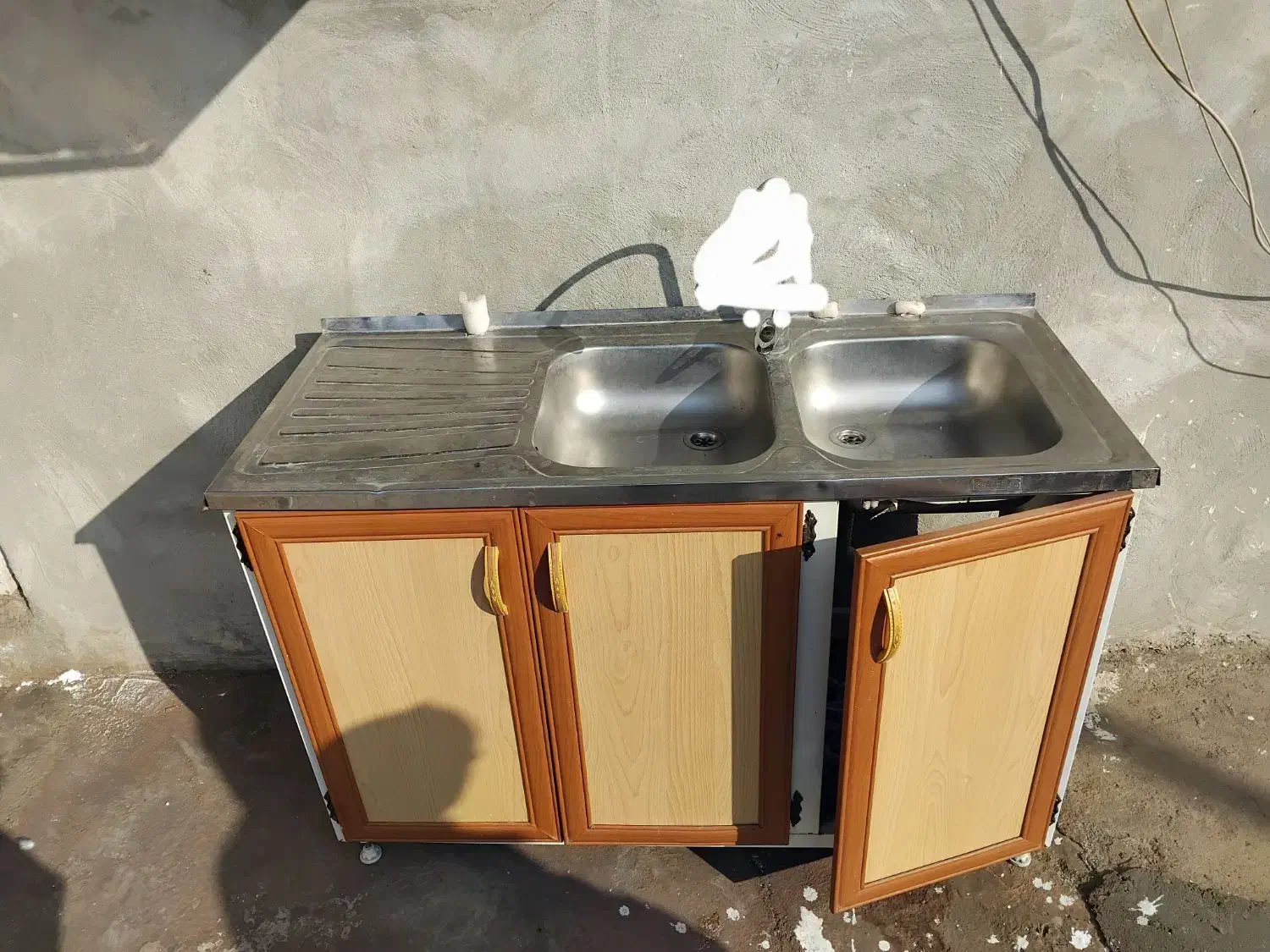 آبچکان و ظرفشویی|آب‌چکان و نظم‌دهنده ظروف|خوی, |دیوار