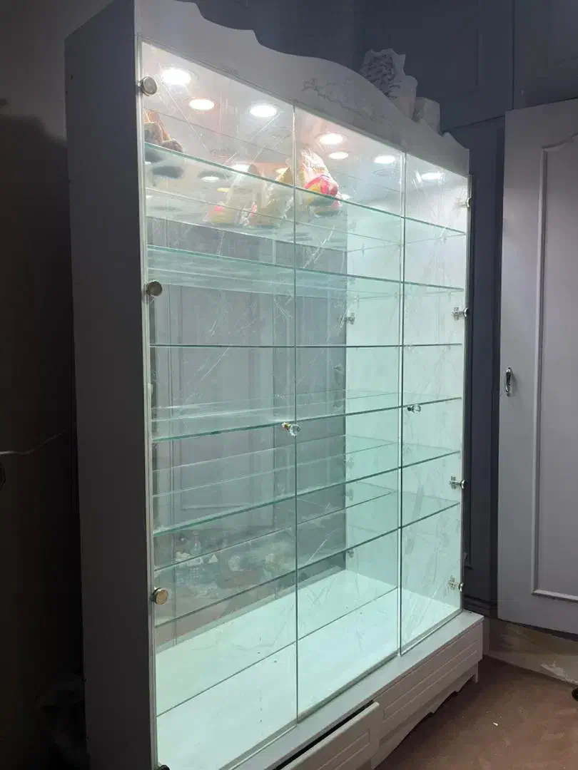 ویترین کلاسیک|فروشگاه و مغازه|شیراز, ستارخان|دیوار
