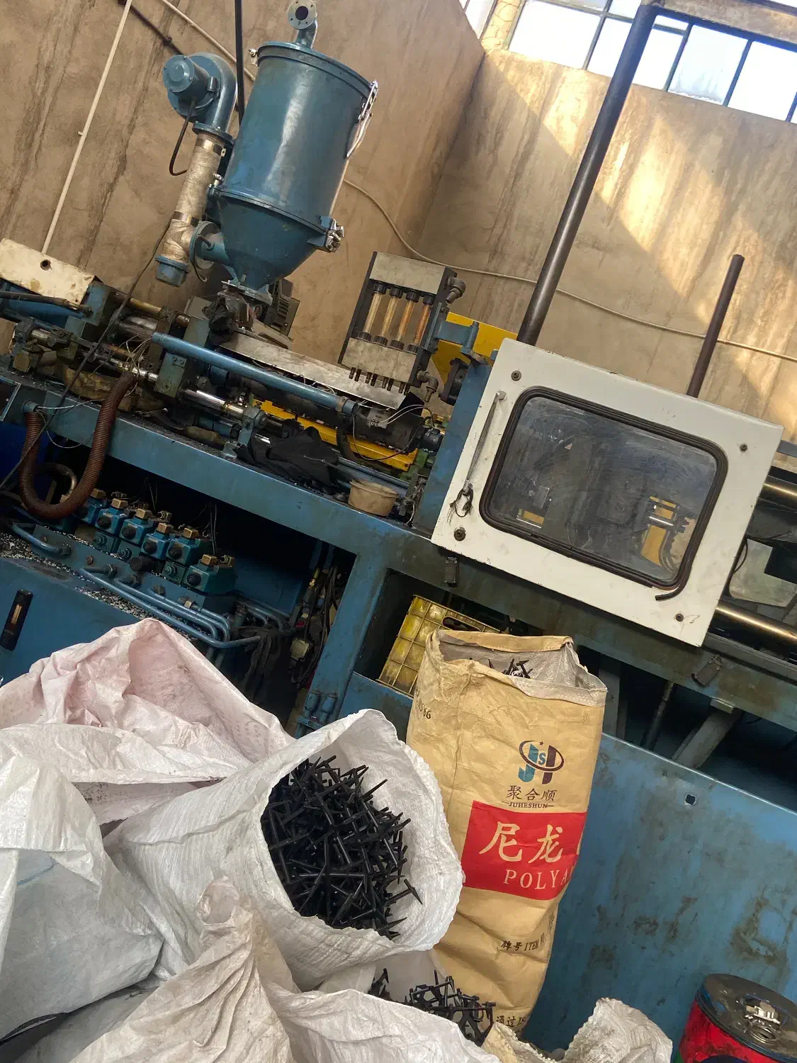 استخدام نیروی کار در کارخانه تزریق پلاستیک|استخدام صنعتی، فنی، مهندسی|پردیس, شهرک صنعتی کمرد|دیوار