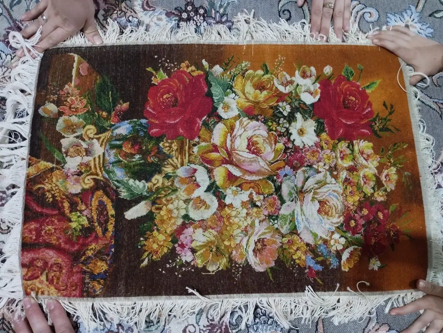 تابلو فرش دستباف طرح گل وگلدون ابعاد ۶۰ در ۴۰|تابلو فرش|نسیم‌شهر, |دیوار