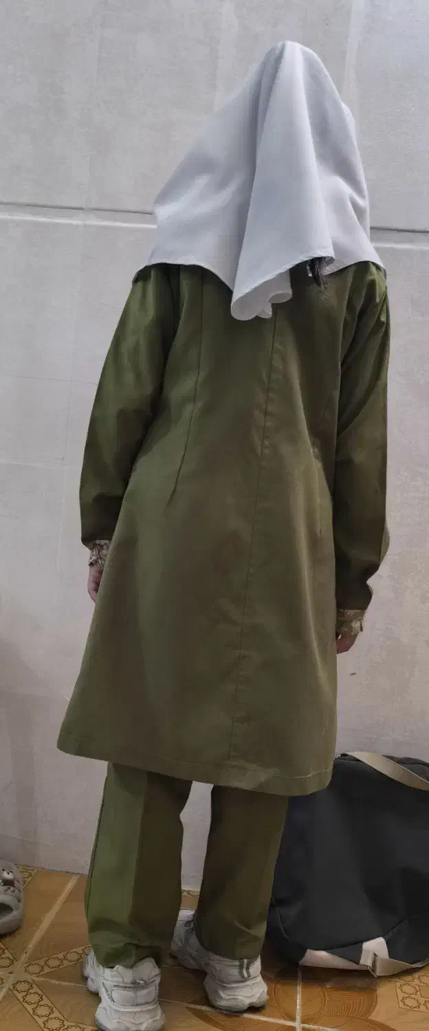 فرم مدرسه|لباس|شوش, |دیوار