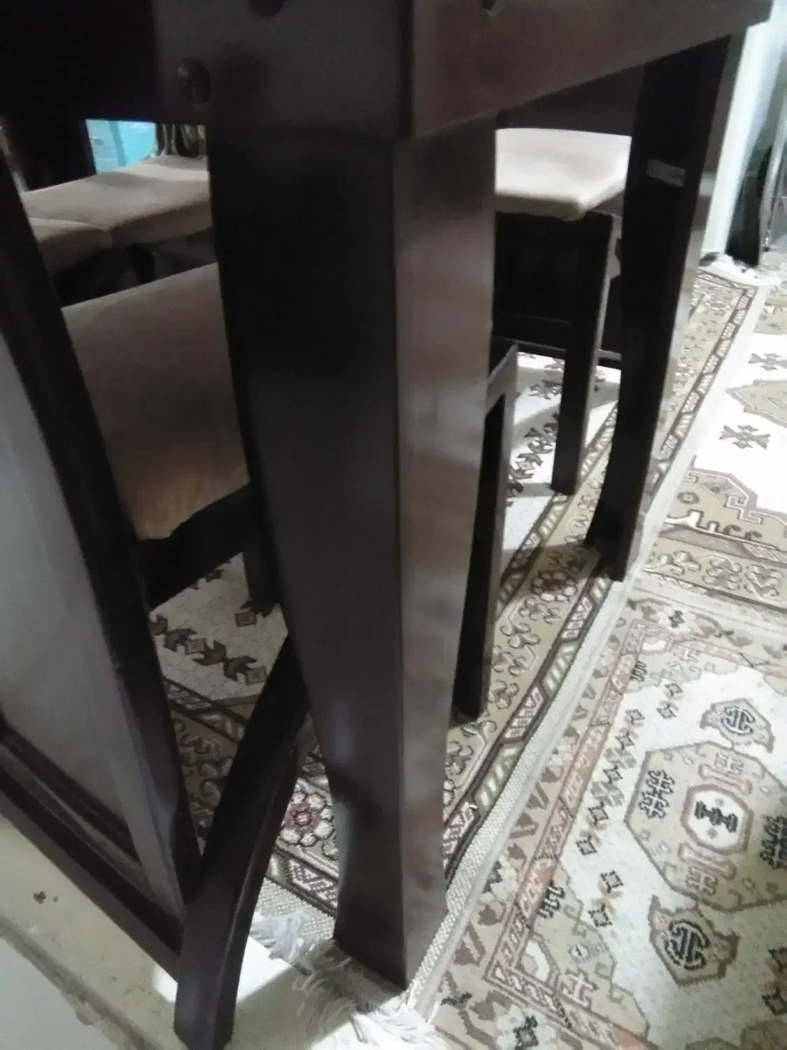 یک عدد میز نهار خوری چهار نفره|میز و صندلی غذاخوری|ملارد, |دیوار