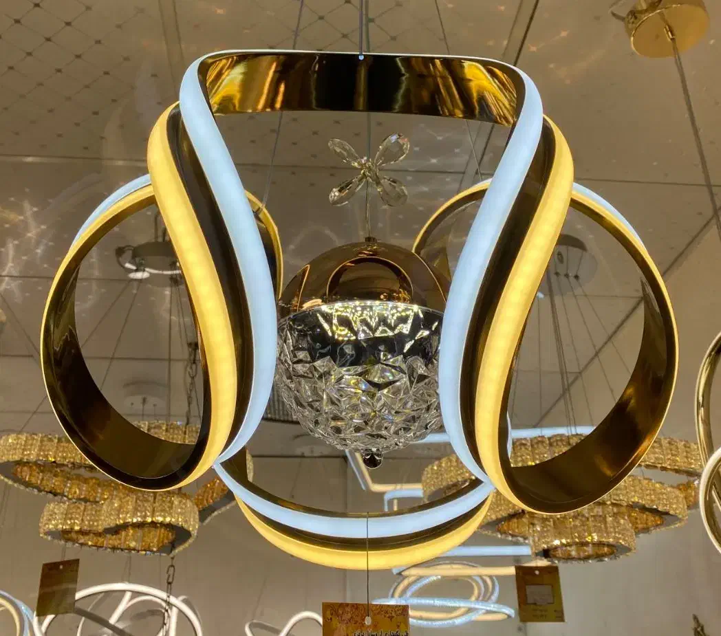 لوسترهایمدرن وارداتی سقفی با طراحی خاص و نور LED|لوستر و چراغ آویز|تهران, امام زاده حسن|دیوار