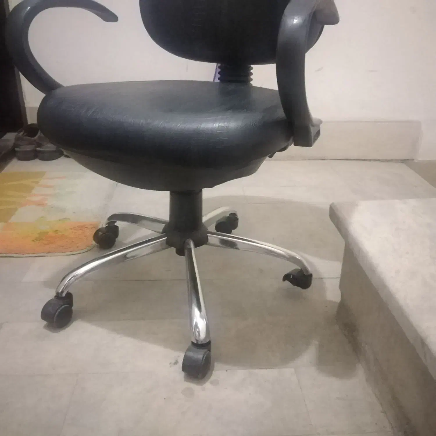 صندلی اداری چرخ دار|مبلمان اداری|فردیس, شهرک شهید حسینی|دیوار