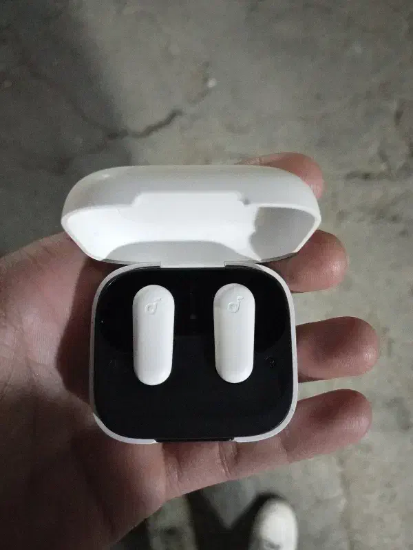 ایرپاد ا هانگر|لوازم جانبی موبایل و تبلت|هشتگرد, مدرس|دیوار