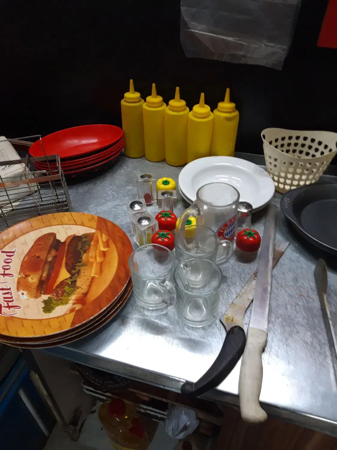 وسایل فستفودی|کافیشاپ و رستوران|هشتگرد, شهرک اداری|دیوار