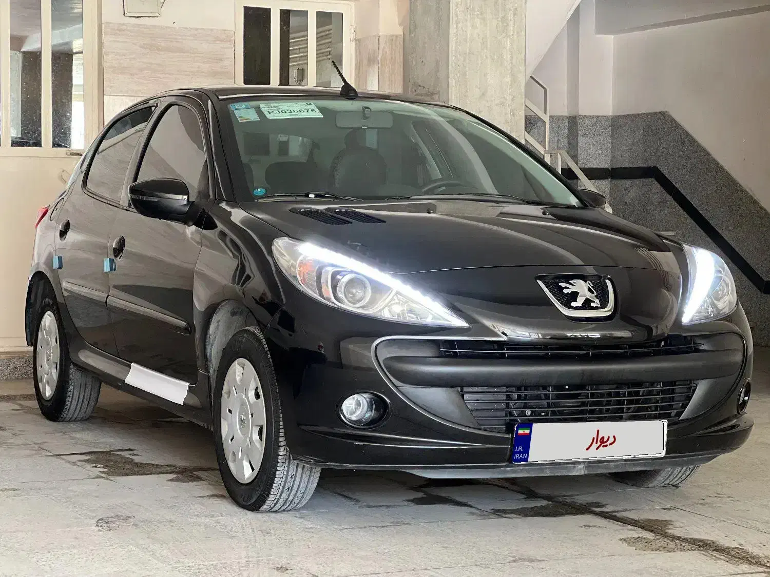 207 دنده ای مدل 1402|خودرو سواری و وانت|سنندج, |دیوار