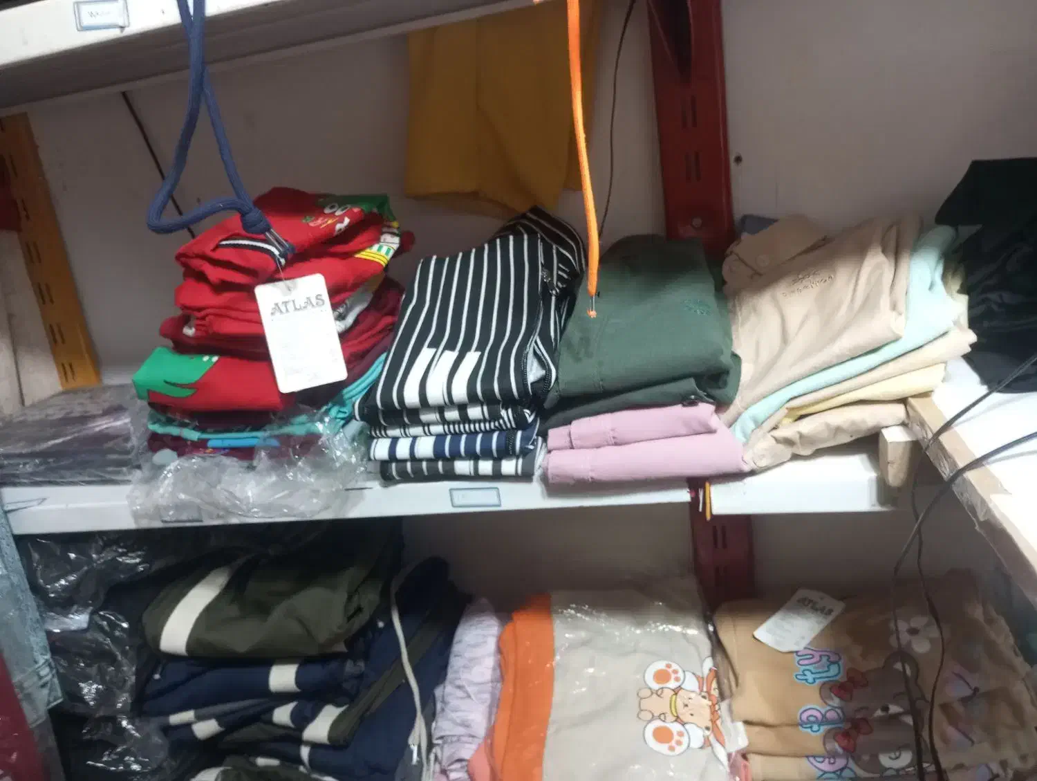 پوشاک|لباس|فردوس (خراسان), |دیوار