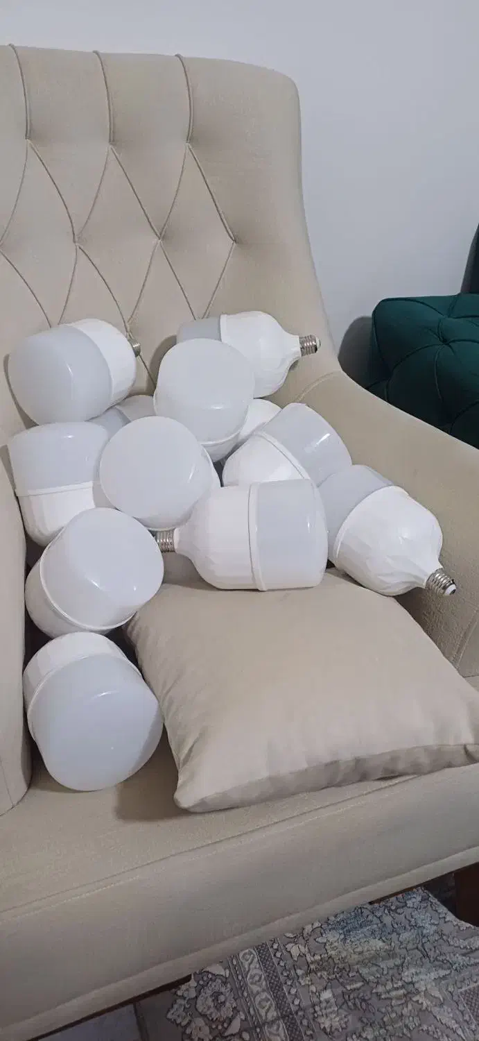 لامپ ۵۰ وات|لامپ و چراغ|رشت, کوی قدس|دیوار