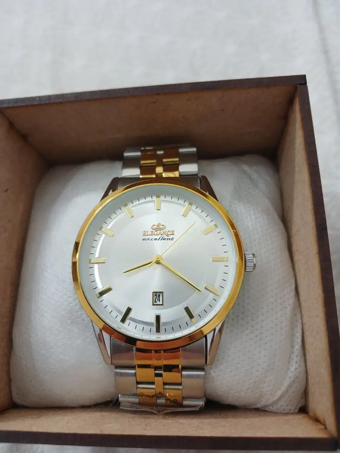 ساعت الگانس|ساعت|گرگان, |دیوار