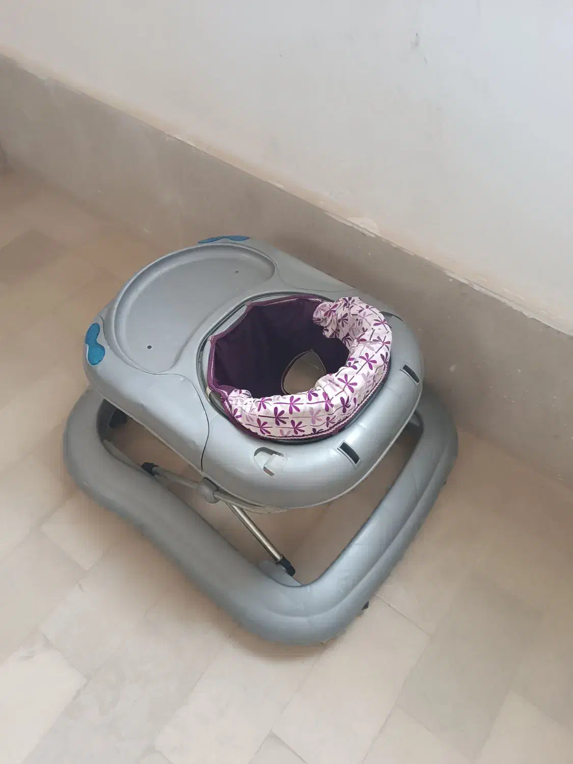 روروک سالم|کالسکه و لوازم جانبی|هشتگرد, شهرک ریحانه|دیوار