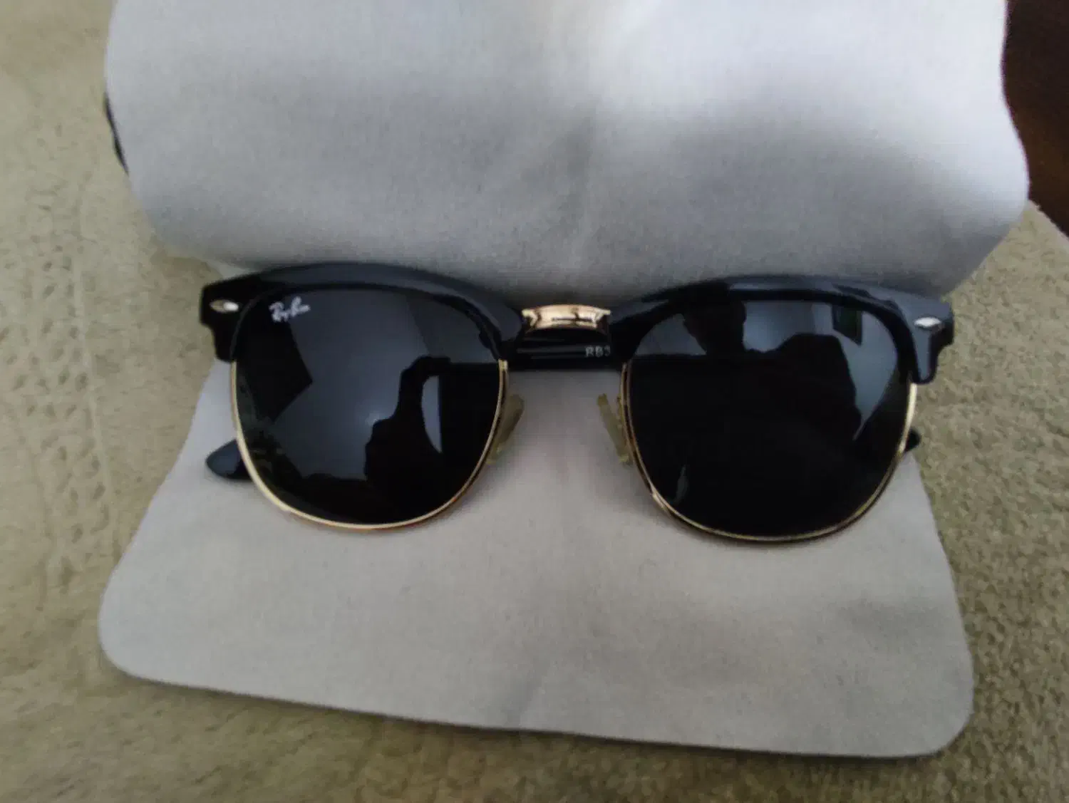 عینک افتابی ریبن|زیورآلات و اکسسوری|شیراز, شهرک قمشه|دیوار