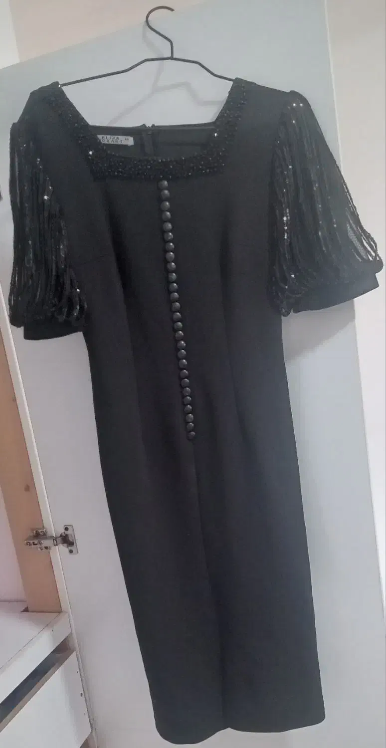 پیراهن|لباس|مرزن‌آباد, |دیوار