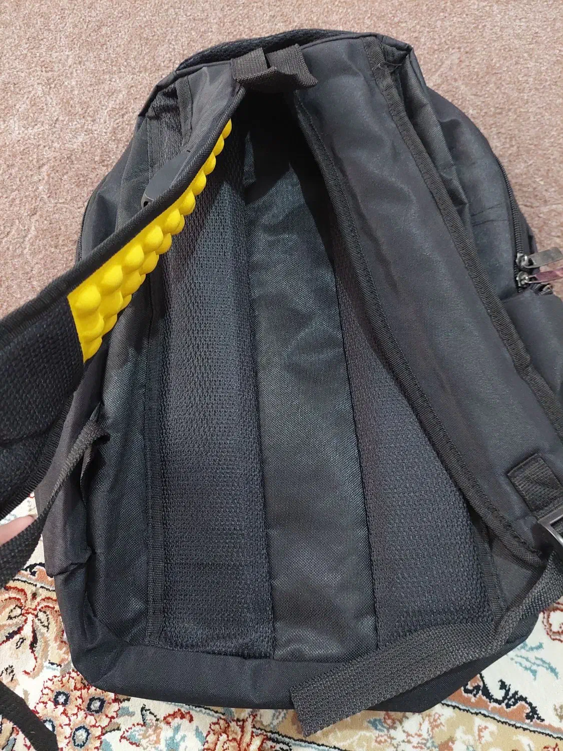 کیف|کیف، کفش، کمربند|تالش, هشتپر|دیوار