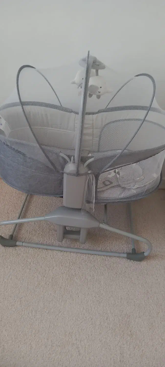 گهواره برقی ماستلا|تخت و صندلی بچه|خرمآباد, |دیوار