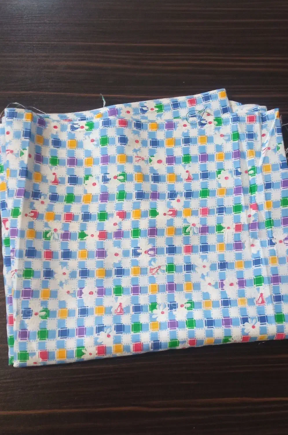 پارچه ملافه بچه‌گانه  گیپور آستری لوازم خیاطی|کفش و لباس بچه|مشهد, چهارچشمه|دیوار