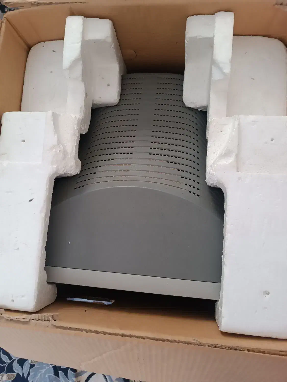 صفحه نمایش فروشی|تلویزیون و پروژکتور|قزوین, |دیوار