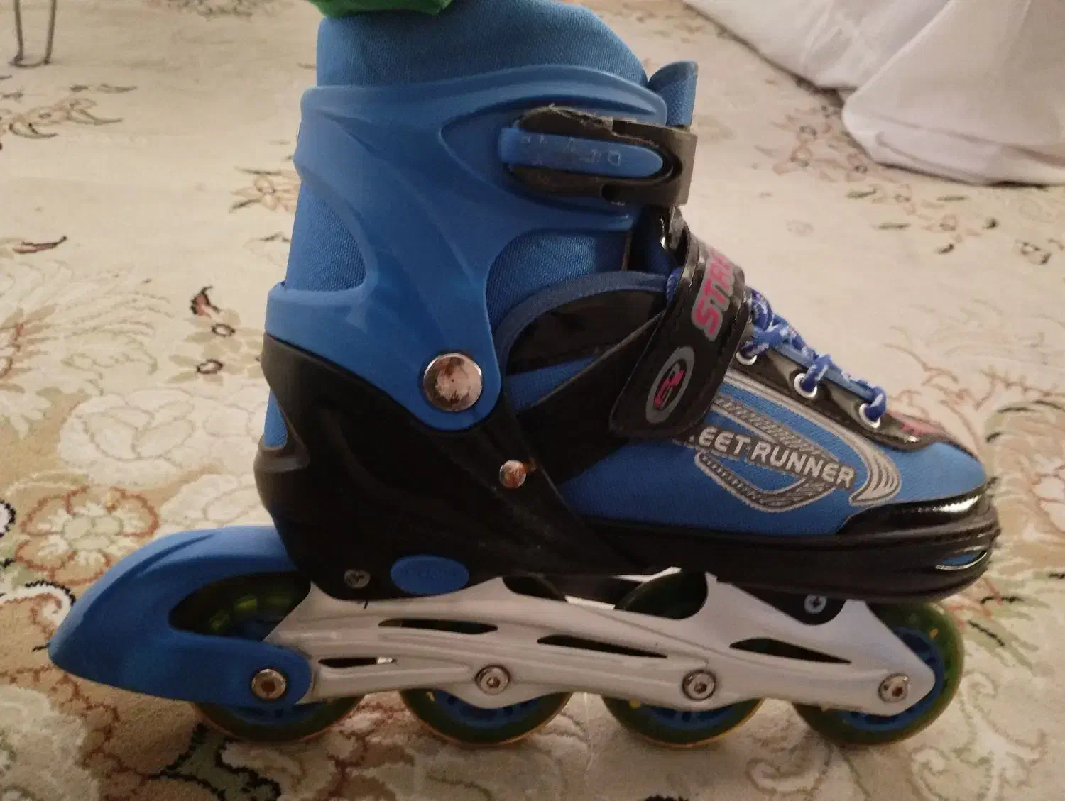 یک جفت اسکیت|دوچرخه، اسکیت، اسکوتر|فردیس, شهرک راه آهن|دیوار