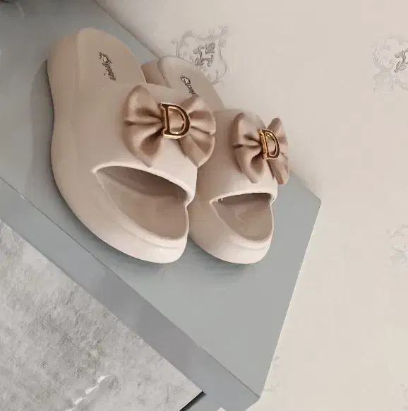 دو عدد دمپایی زنانه سایز۳۹|کیف، کفش، کمربند|تهران, دربند|دیوار