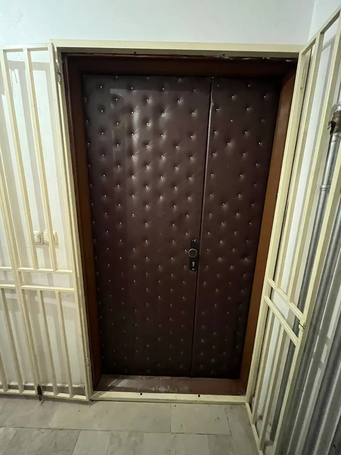 درب ورودی و اتاقی و سرویس|حراج|اردبیل, |دیوار