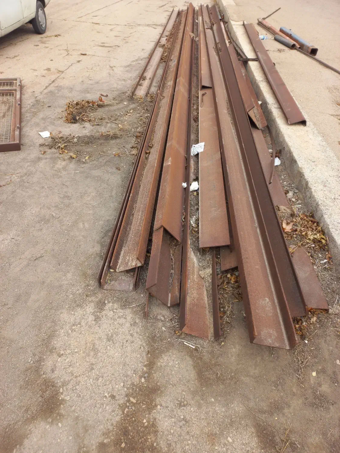 خرید و فروش آهن آلات|خدمات پیشه و مهارت|شاهرود, |دیوار