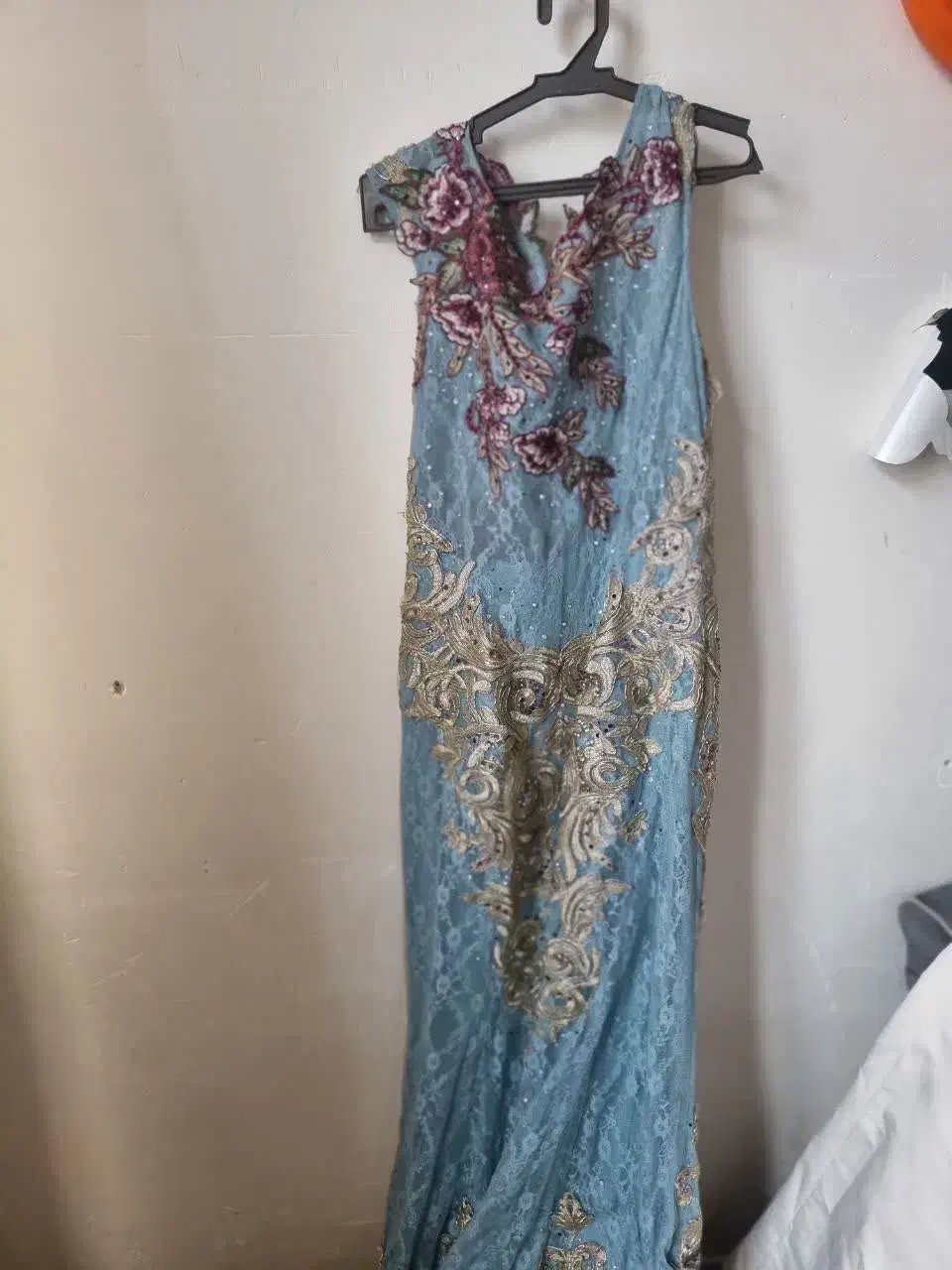 لباس مجلسی|لباس|سبزوار, هویزه|دیوار