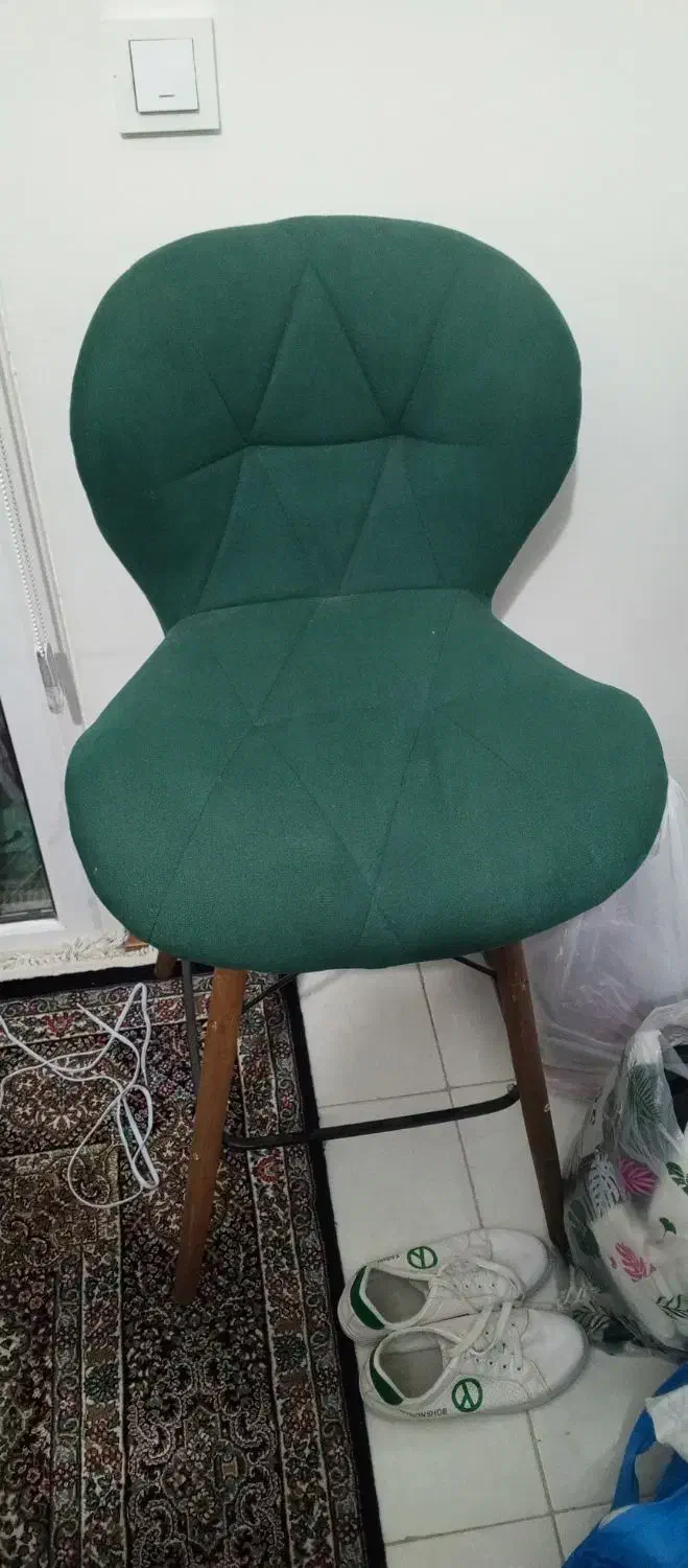 صندلی اپن|میز و صندلی غذاخوری|صدرا-فارس, فاز ۱|دیوار