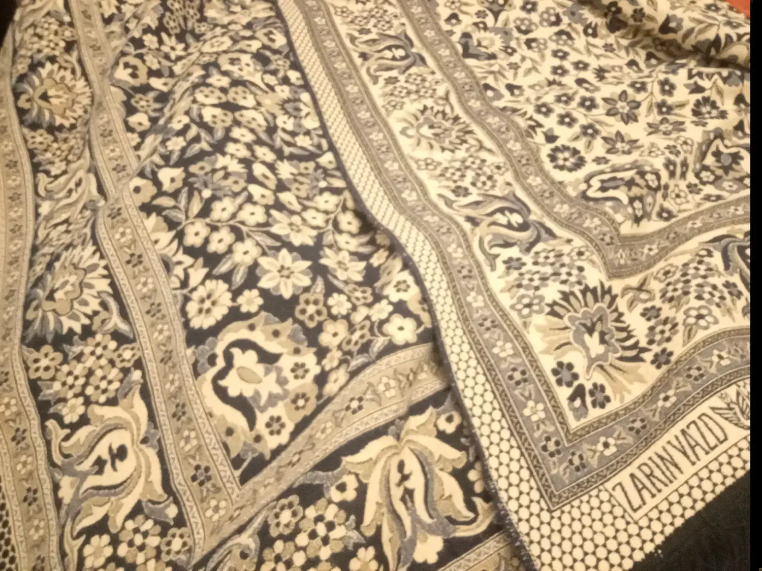 رو فرشی زرین یزد|روفرشی|تهران, ستارخان|دیوار