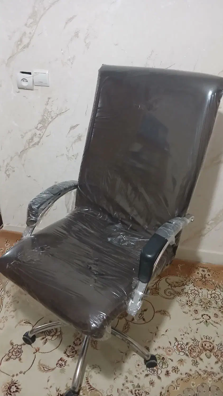 صندلی چرخدار نو|صندلی و نیمکت|فردیس, فردیس|دیوار