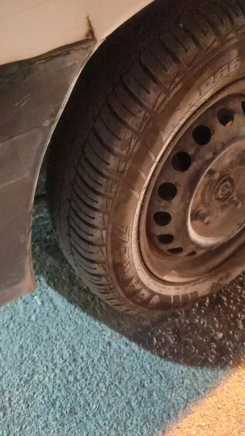 پراید مدل ۸۰موتور نو لاستیک نو|خودرو سواری و وانت|شیراز, منطقه هوایی شهید دوران|دیوار