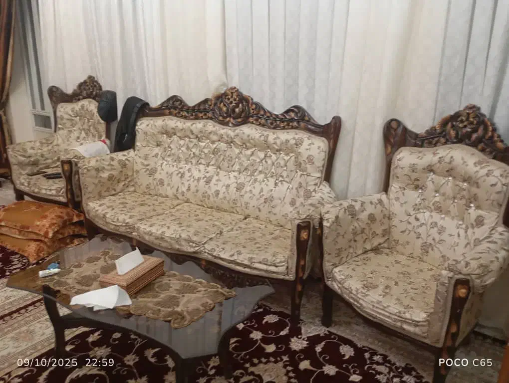 مبل سلطنتی،فروش فوری|مبلمان خانگی و میز عسلی|کرمانشاه, |دیوار
