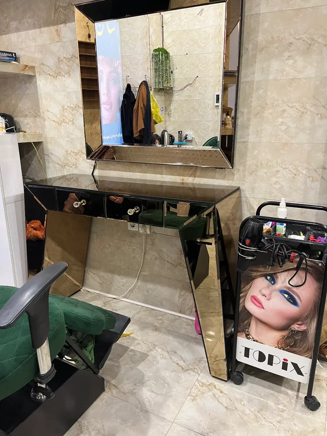 آینه کنسول|بوفه، ویترین، کنسول|شهریار, شهرک وائین|دیوار