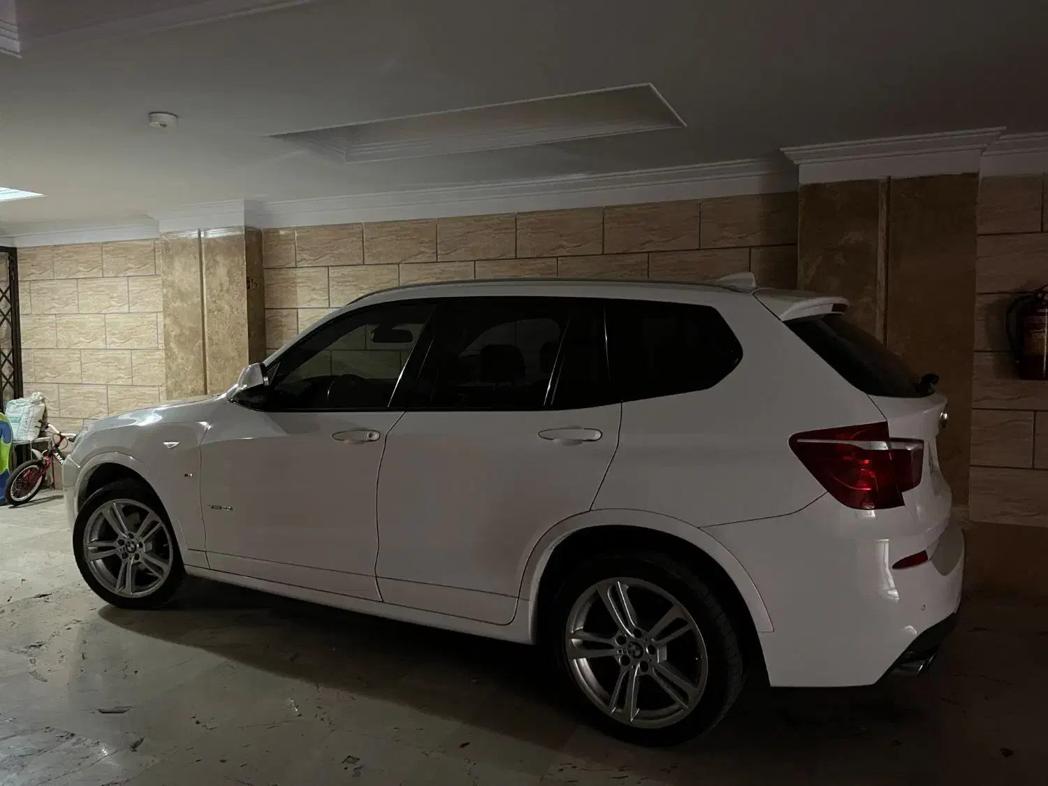 بی ام و x3 تک کلید ابوظبی مدل ۲۰۱۴|خودرو سواری و وانت|تهران, سید خندان (جلفا)|دیوار