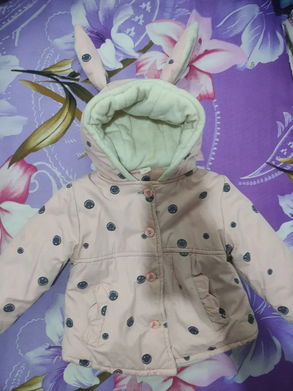 کاپشن خرگوشی|کفش و لباس بچه|مشهد, کوشش|دیوار