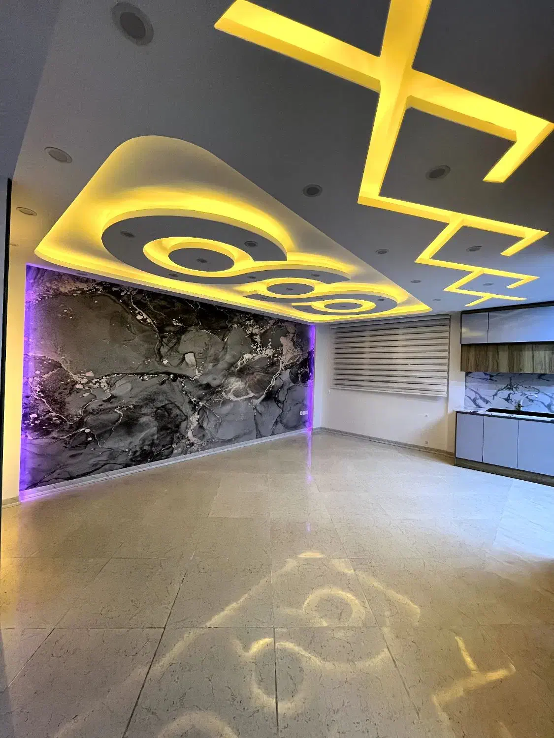 کلید نخورده/خاص پسند/پذیرایی بزرگ|فروش آپارتمان|پرند, فاز ۶|دیوار