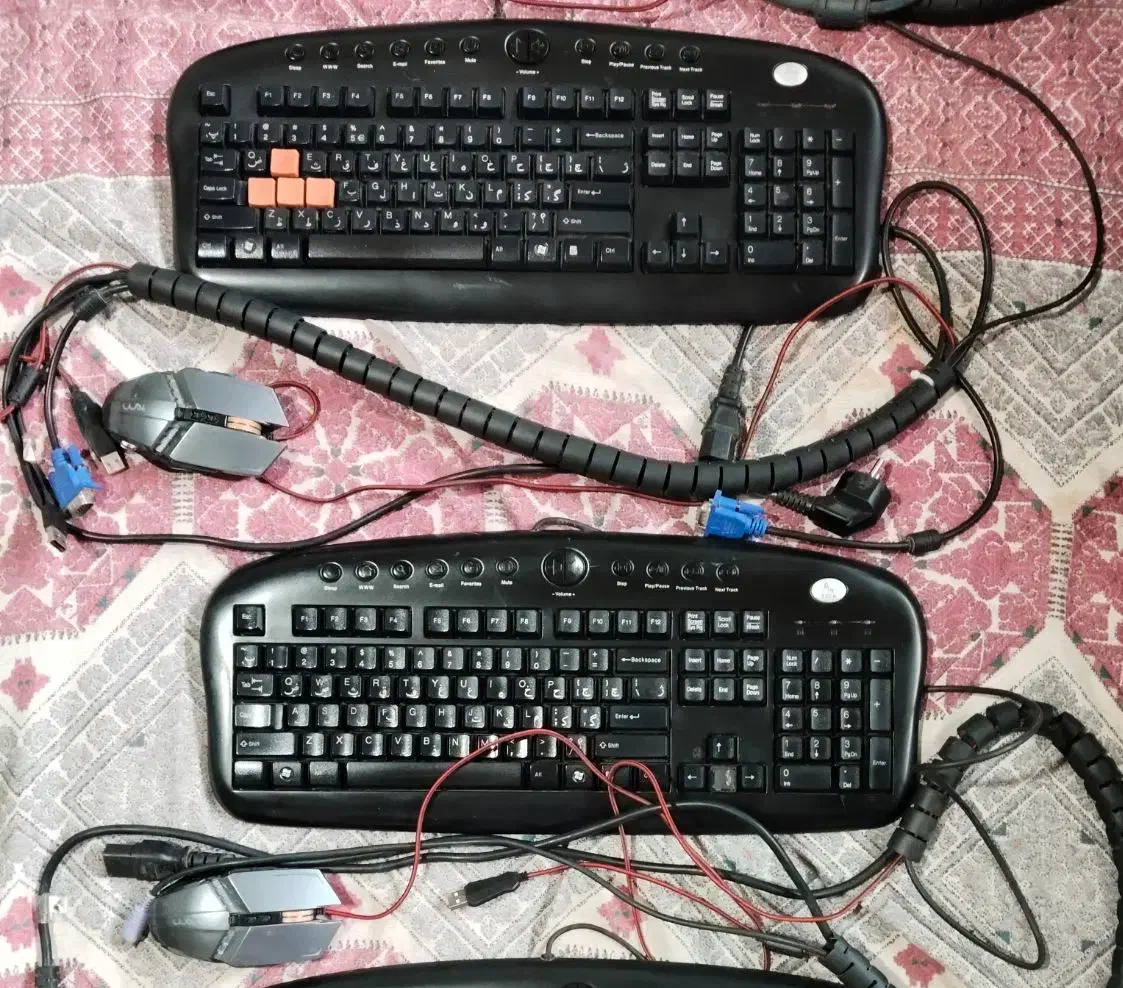کیبورد کامپیوتر موس هدست هدفون گیمینگ|قطعات و لوازم جانبی رایانه|کرج, حصار سرجوب|دیوار